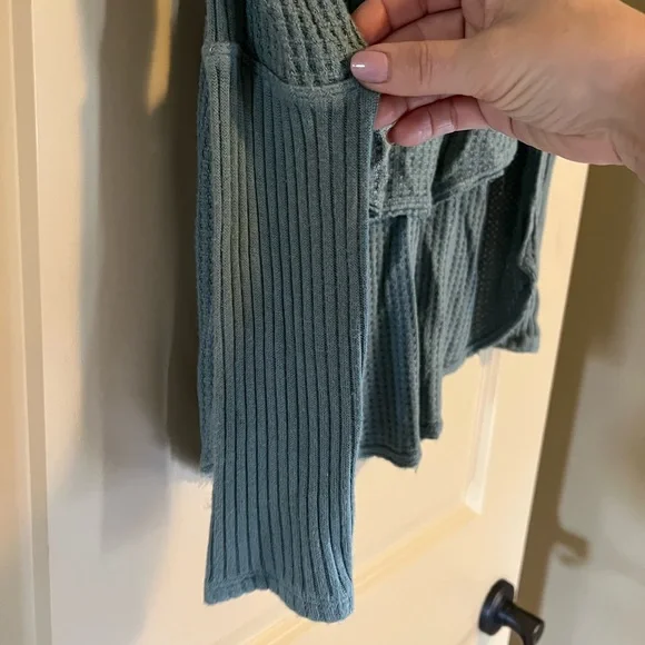 We The Free Thermal High Low Cowl Neck Top, Sm - Picture 2 of 9